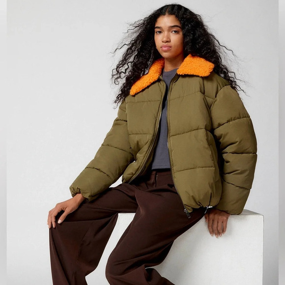 Urban Outfitters Army Green Puffer Jacket Duckie Faux Shearling Collar Coat NWOT - Picture 5 of 11